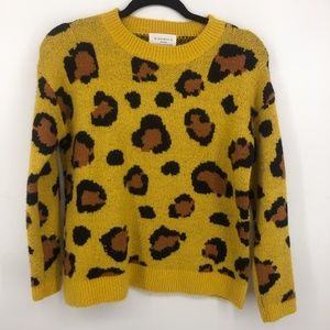 W. DOUBLE U Animal Print Sweater Medium